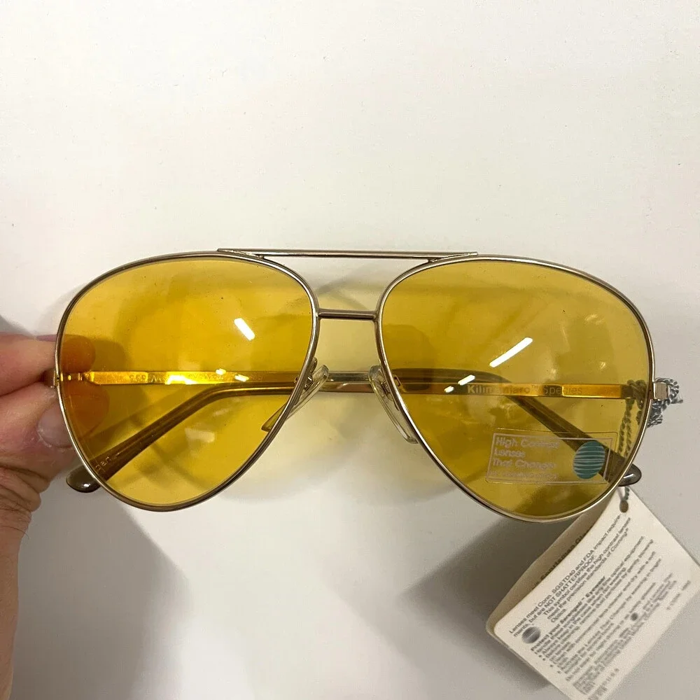 Vintage Serengeti Sunglasses 5123S Mens Gold Aviator Photochromic Kilimanjaro
